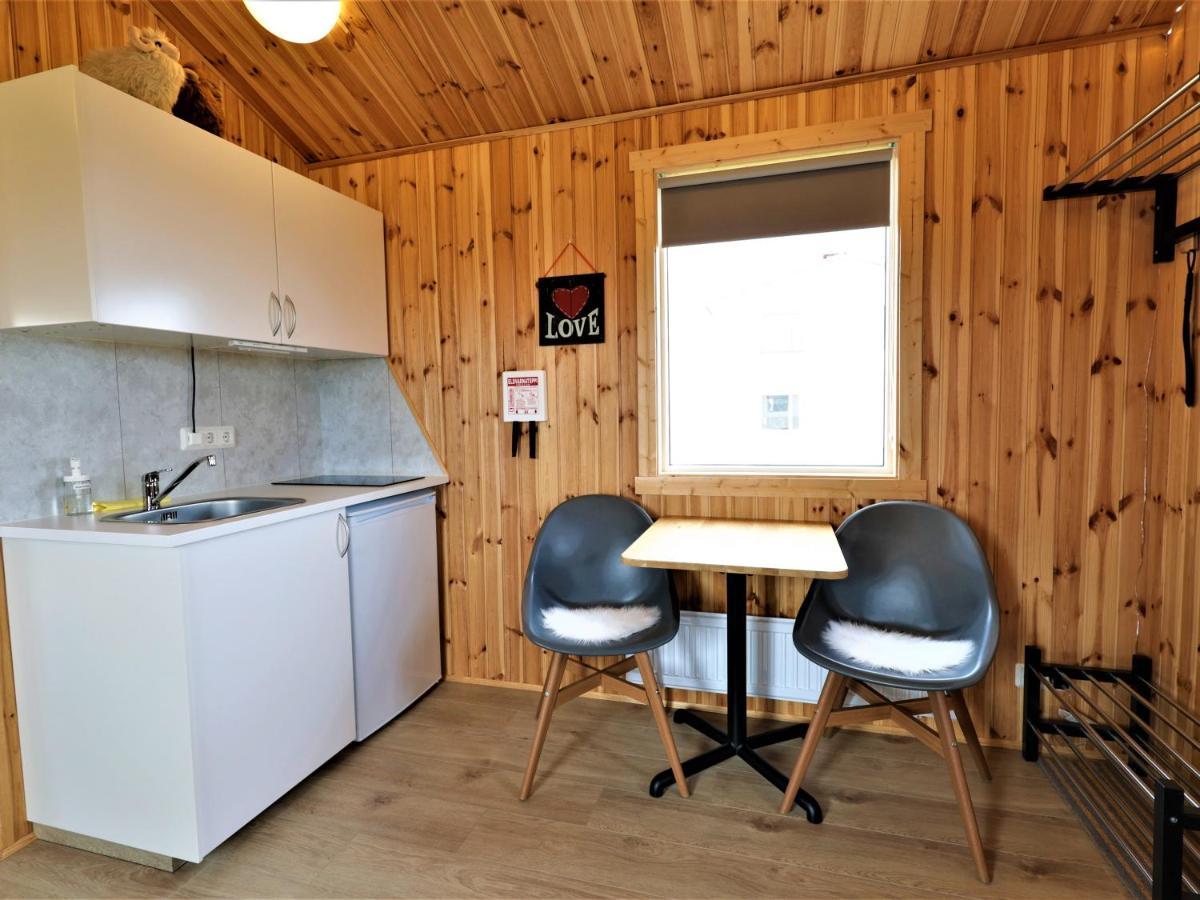 Skarth Guesthouse Saudarkrokur Esterno foto